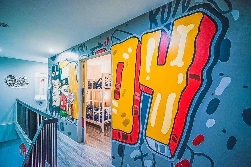 Lazy Gibbon 1 Chiang Mai - Tha Phae Gate Hostel ภายนอก รูปภาพ